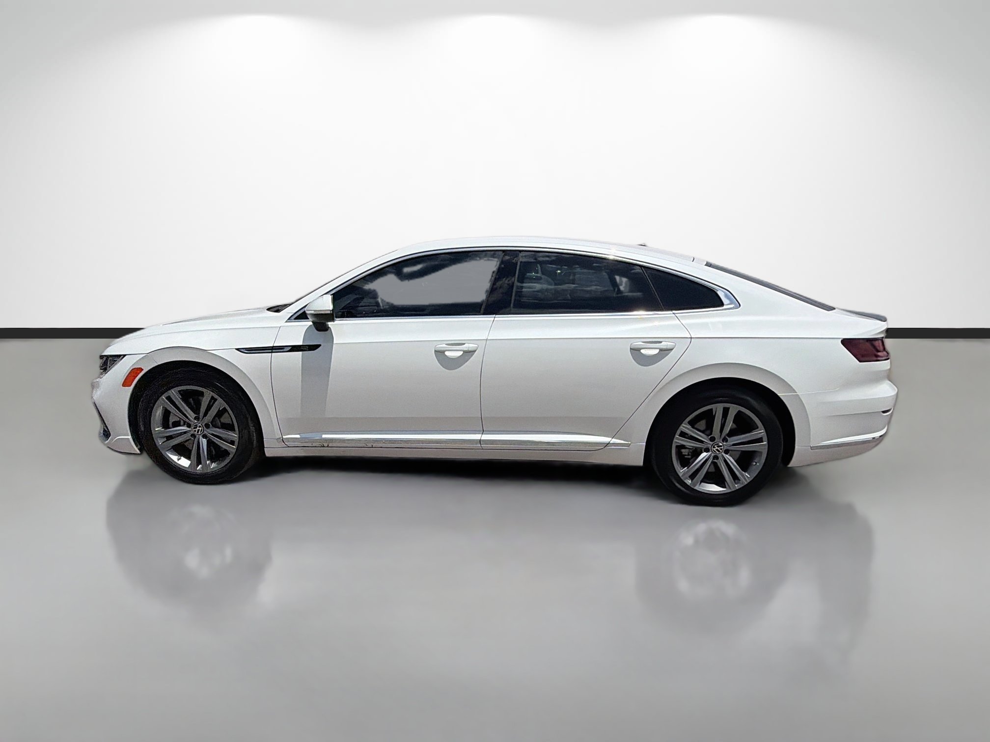 Certified 2023 Volkswagen Arteon SE FWD image 6