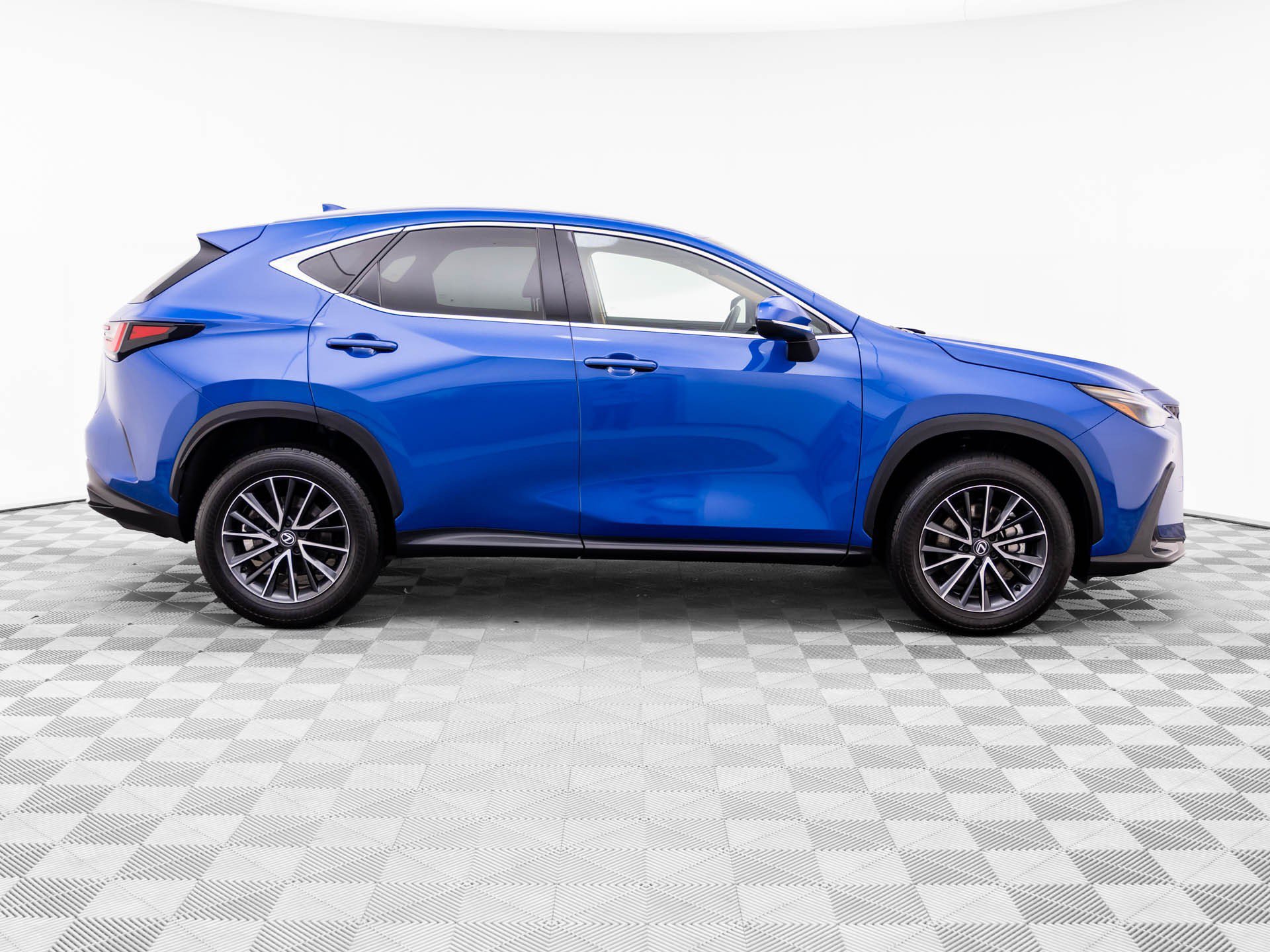 Used 2024 Lexus NX 350 AWD image 6