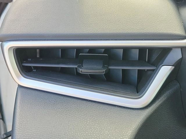 Used 2024 Toyota Corolla LE FWD image 30