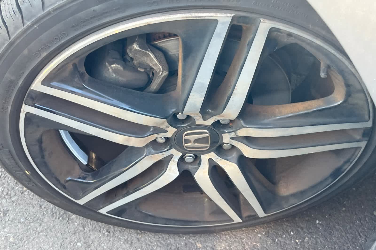 Used 2017 Honda Accord Sport image 10