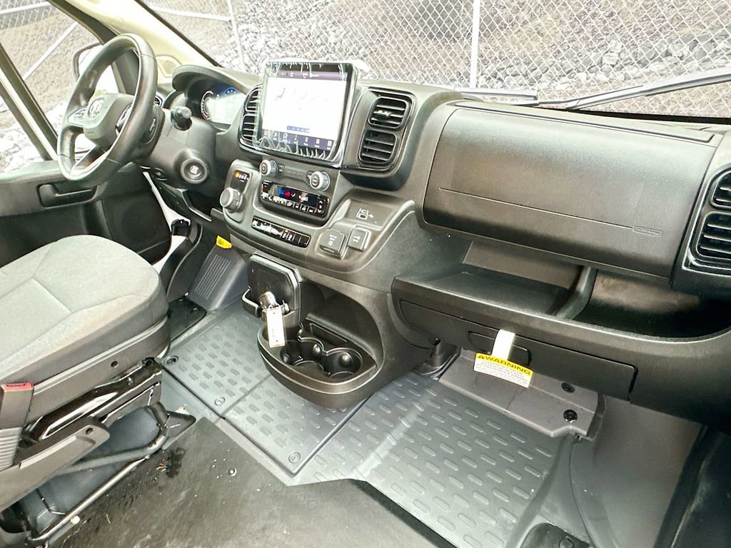 Used 2024 RAM ProMaster 3500 w/ Delivery Van Package image 31