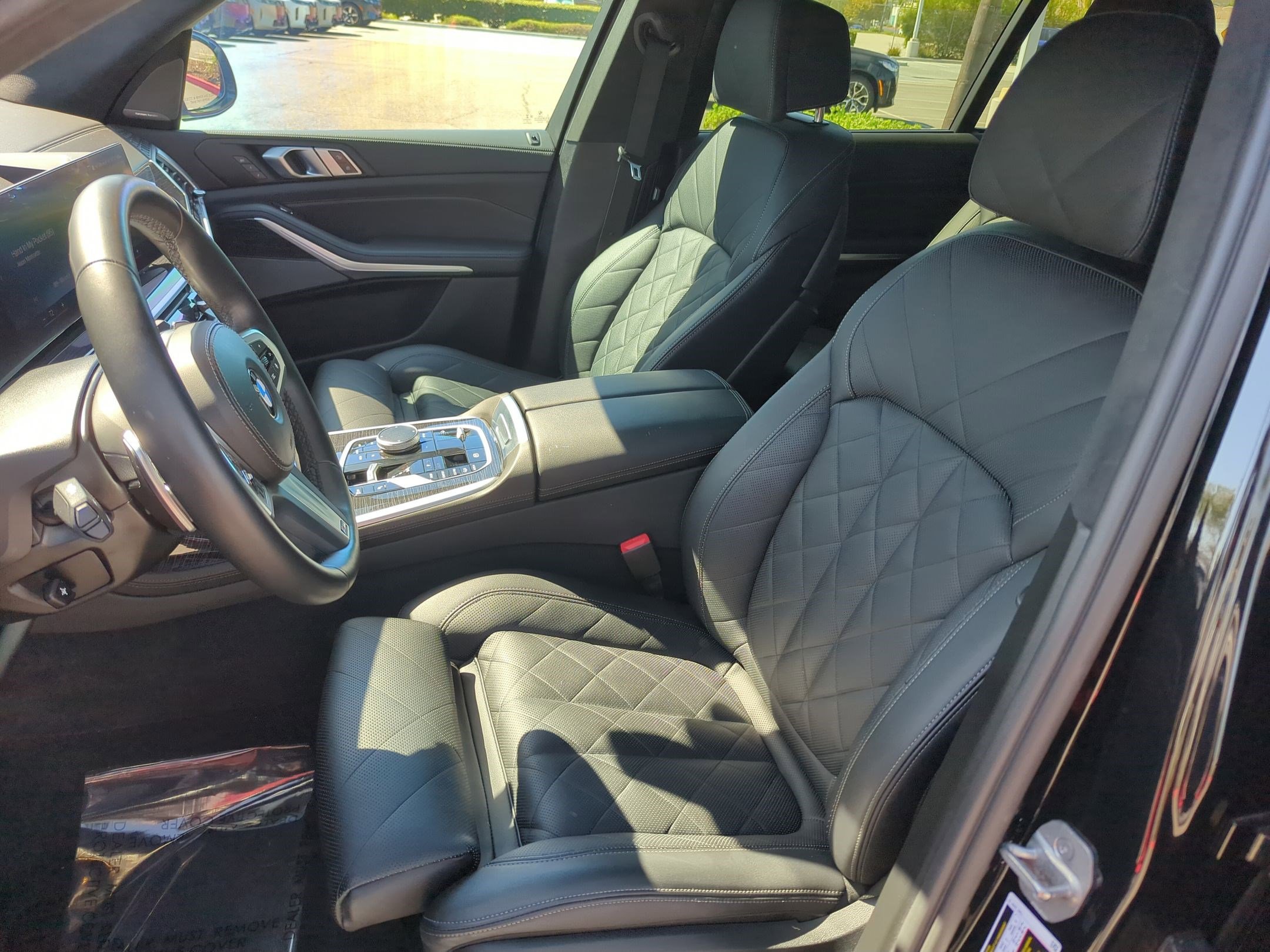 Certified 2023 BMW X7 xDrive40i w/ M Sport Package image 16