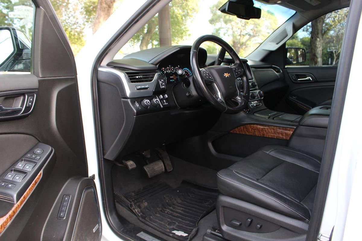 Used 2019 Chevrolet Tahoe Premier AWD/4WD image 6