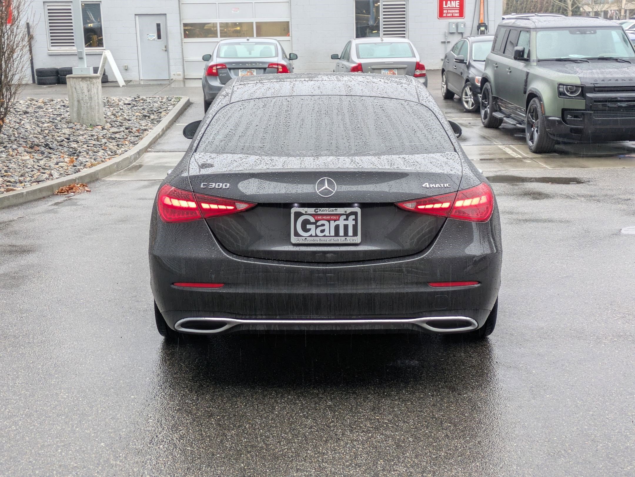 Used 2023 Mercedes-Benz C 300 4MATIC Sedan image 4