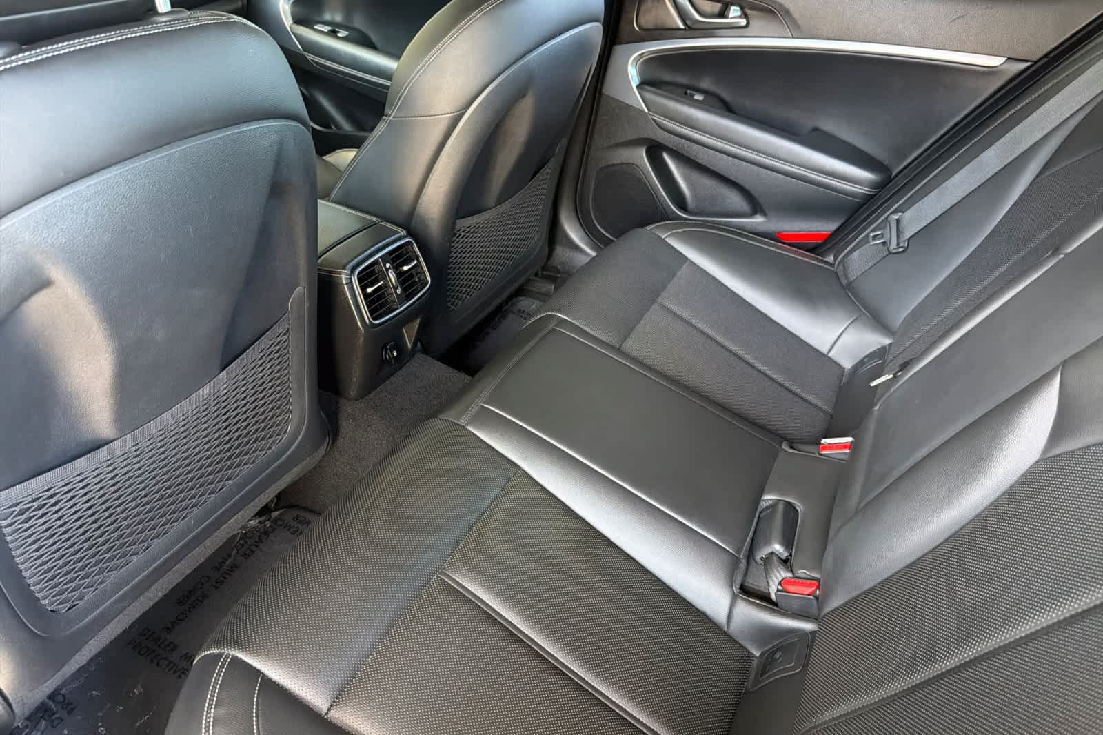 Used 2021 Genesis G70 2.0T RWD image 4