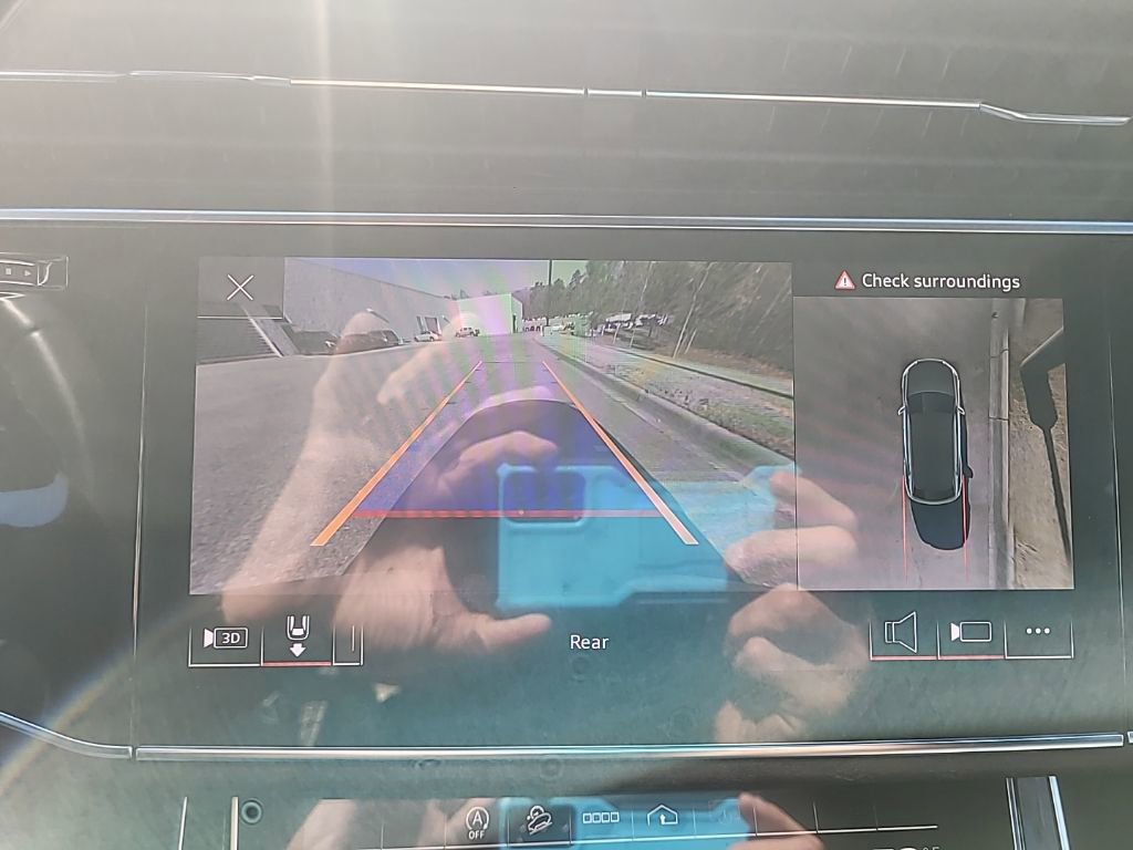 Used 2021 Audi Q8 Premium Plus w/ Premium Plus Package image 28