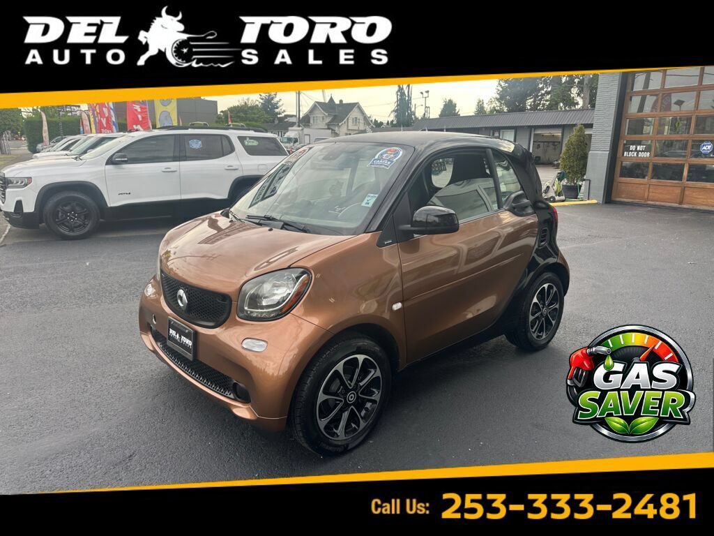 Used 2016 smart fortwo passion RWD image 1