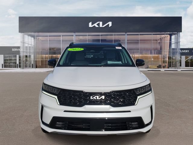 Certified 2023 Kia Sorento SX FWD image 2