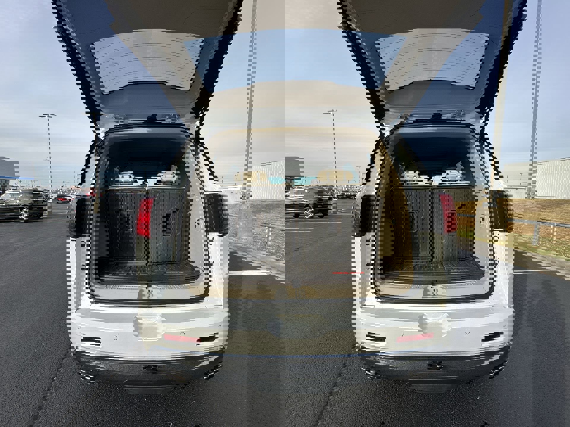 Used 2019 GMC Acadia Denali w/ Technology Package image 25