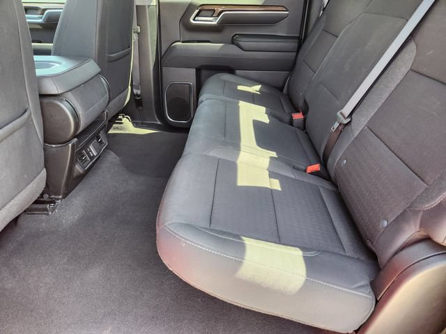 Used 2025 Chevrolet Silverado 1500 LT AWD/4WD image 32