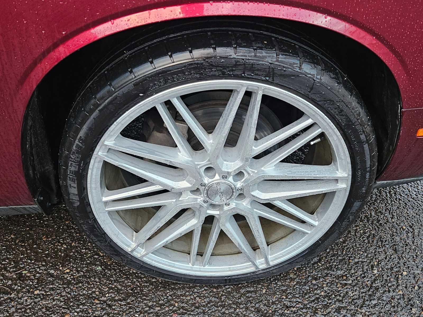 Used 2019 Dodge Challenger SXT image 8