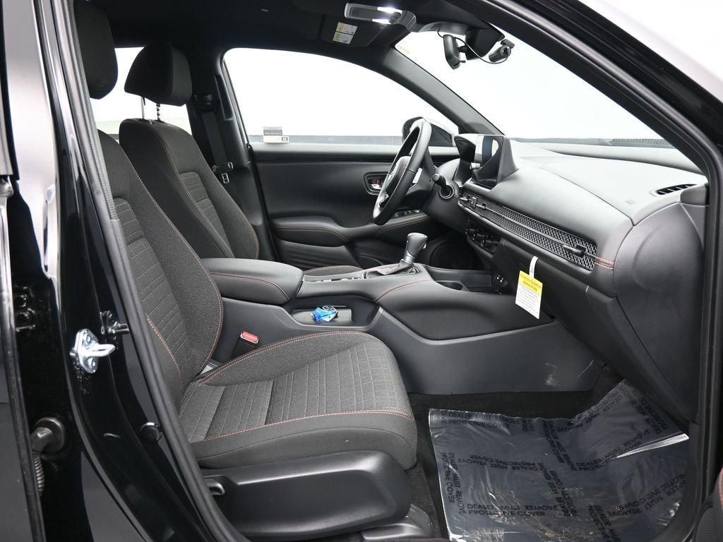 Certified 2026 Honda HR-V Sport image 39