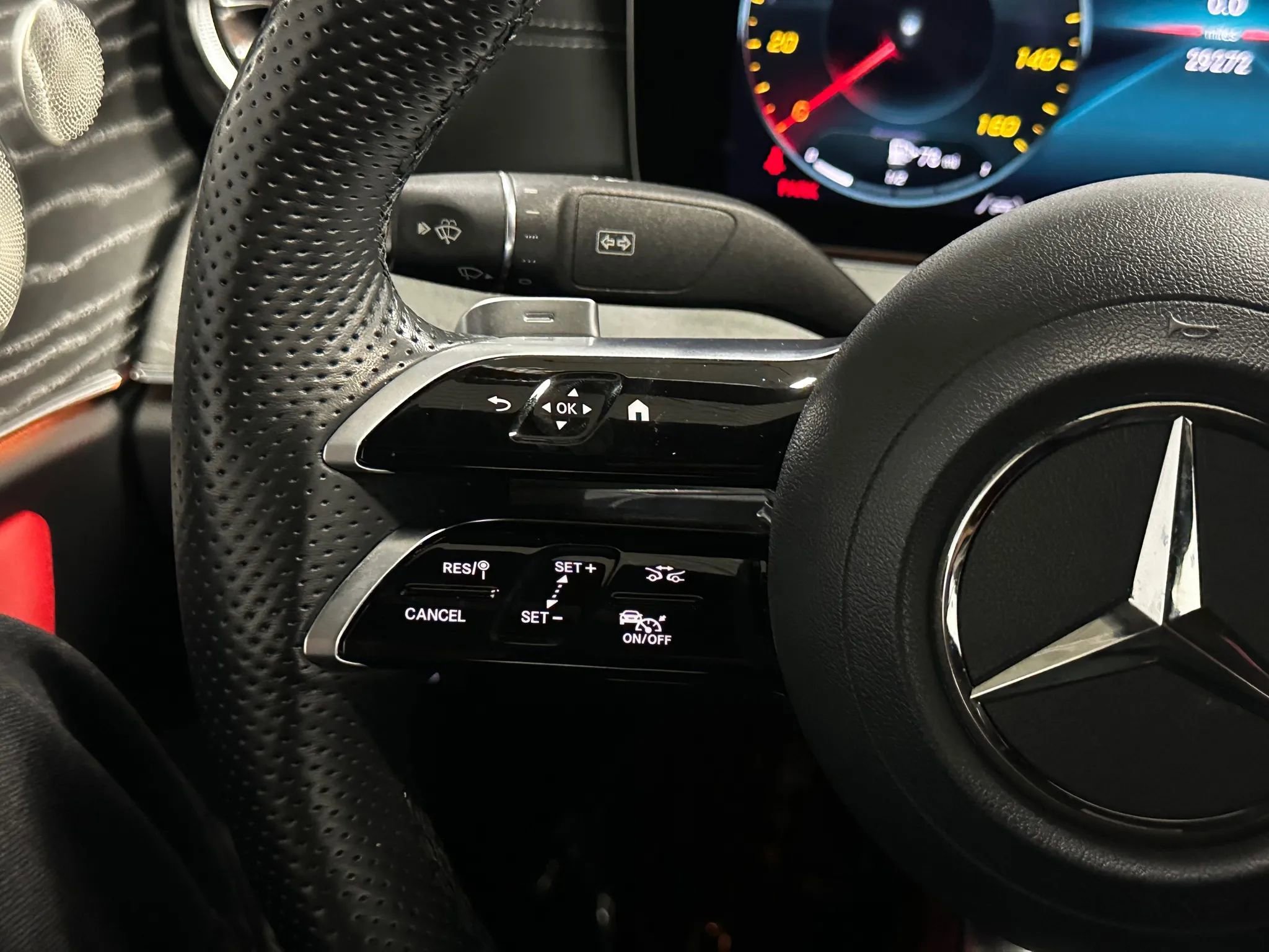 Used 2023 Mercedes-Benz E 450 Coupe image 25