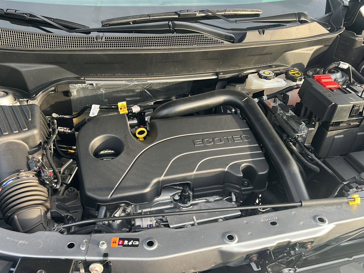 Used 2025 Chevrolet Equinox LT w/ Convenience Package II image 34