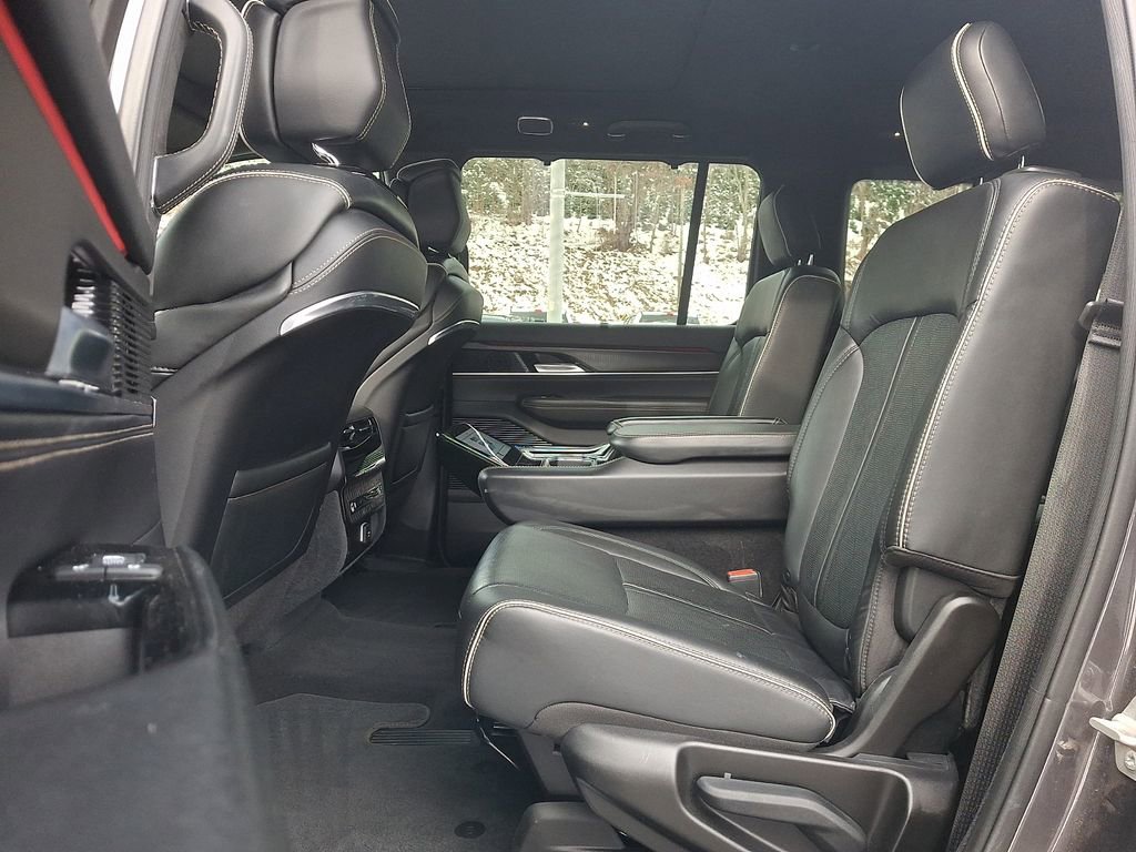 Used 2024 Jeep Grand Wagoneer L Series II w/ Quick Order Packagew 28T image 10