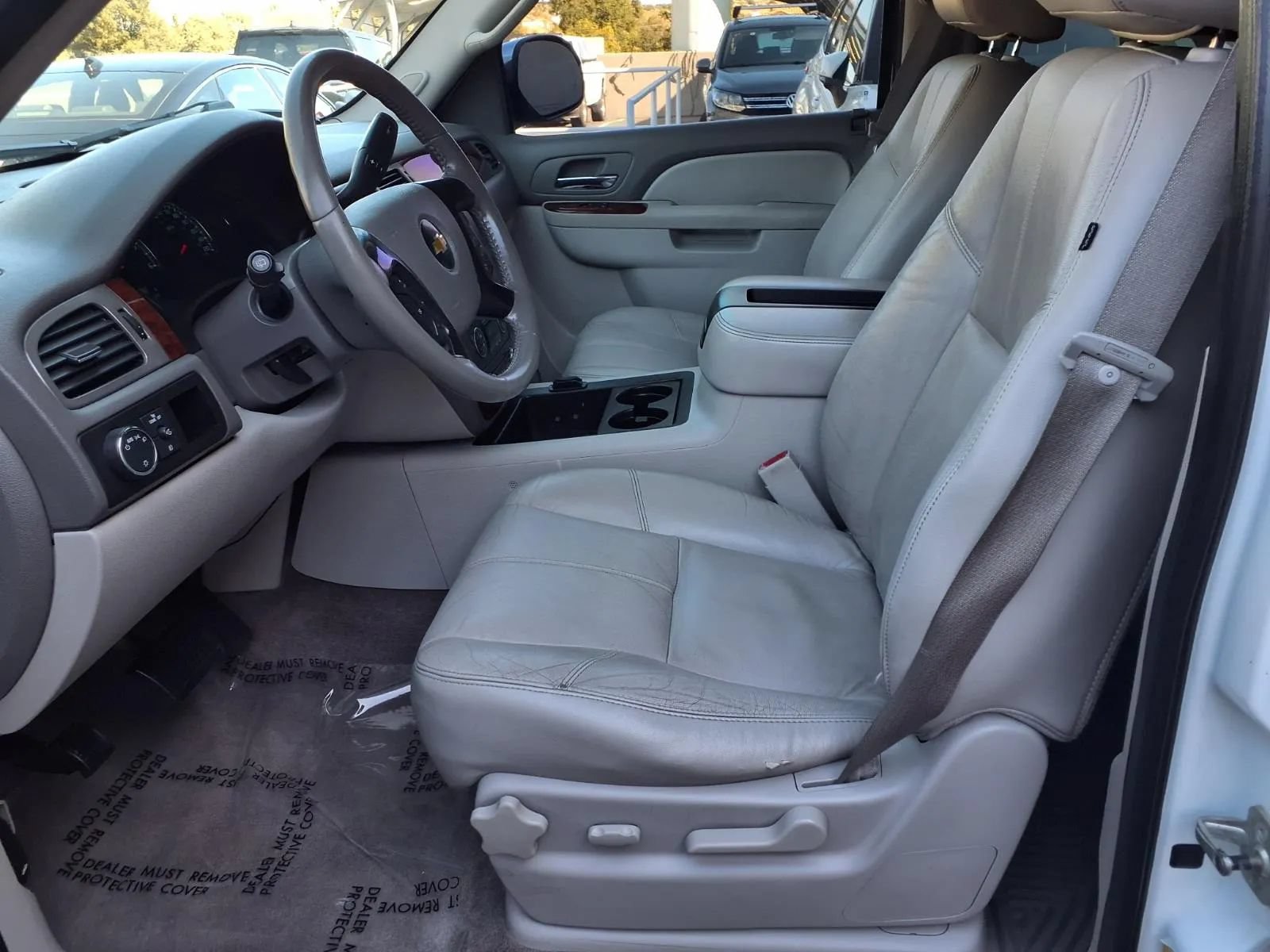 Used 2010 Chevrolet Tahoe LT w/ Regional Value Package RWD image 14