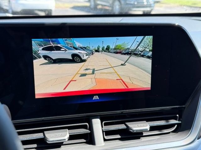 New 2026 Chevrolet Trax LT w/ LT Convenience Package FWD image 21