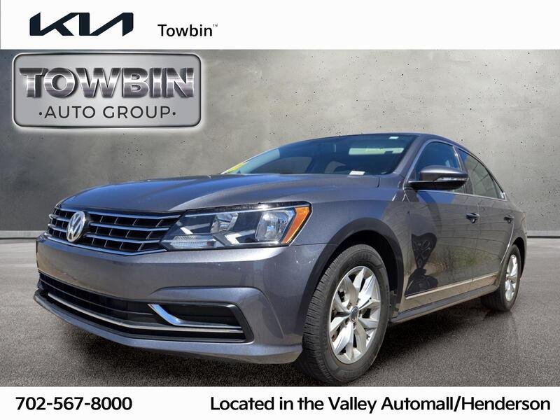 Used 2017 Volkswagen Passat 1.8T S FWD image 1