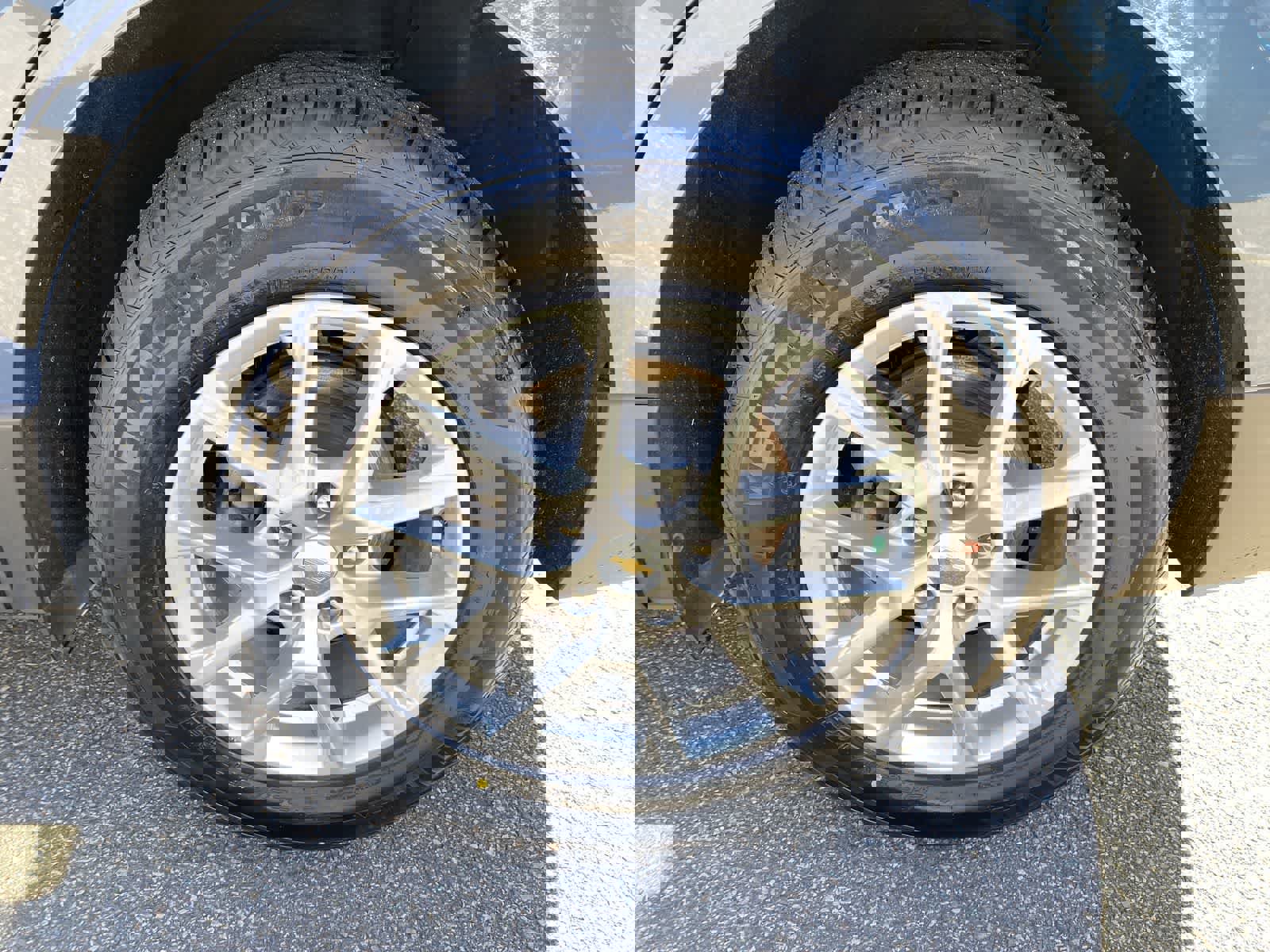 Used 2024 Chevrolet Equinox LT image 17