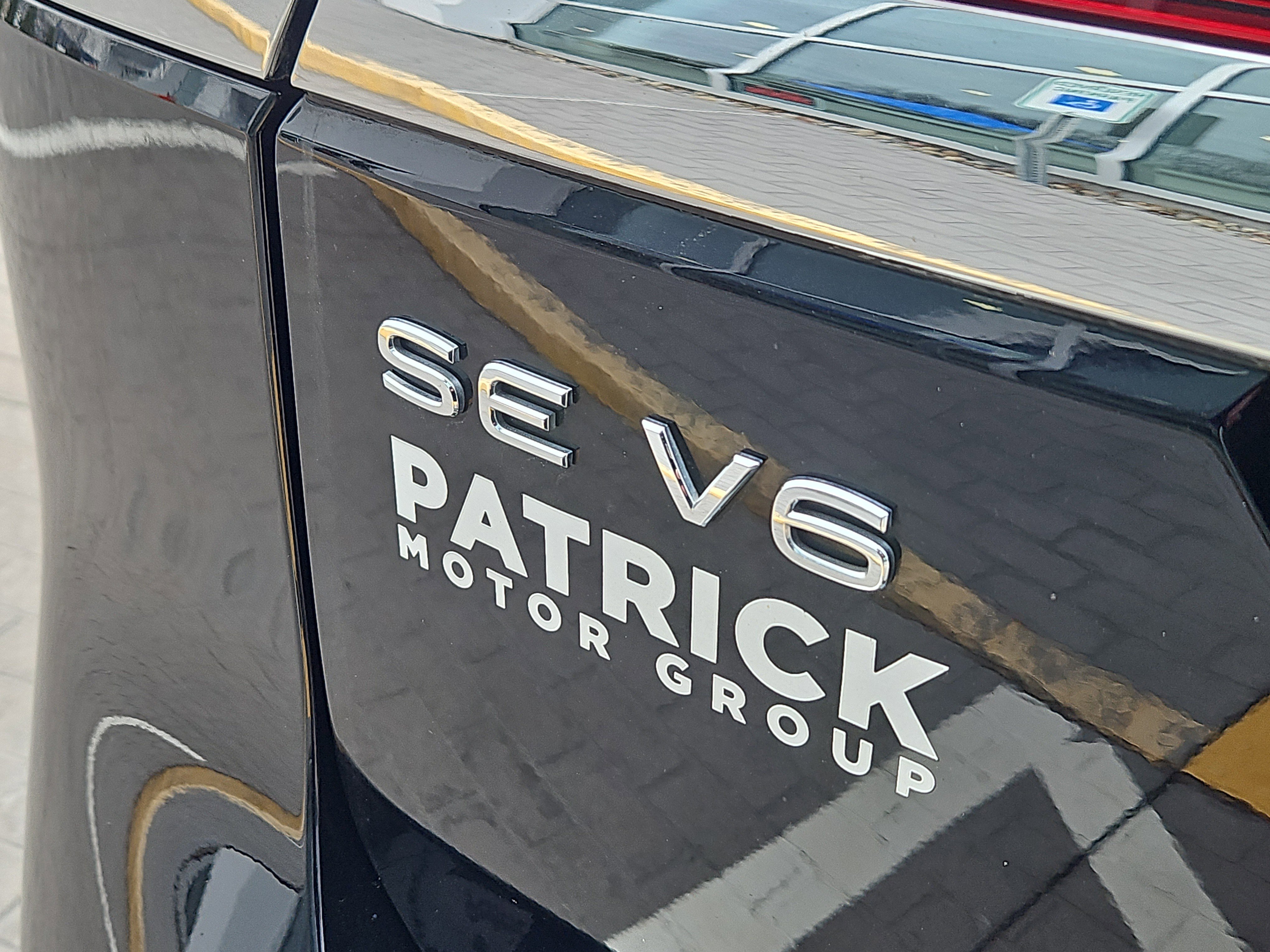 Certified 2023 Volkswagen Atlas SE w/ Black Wheel Package image 6