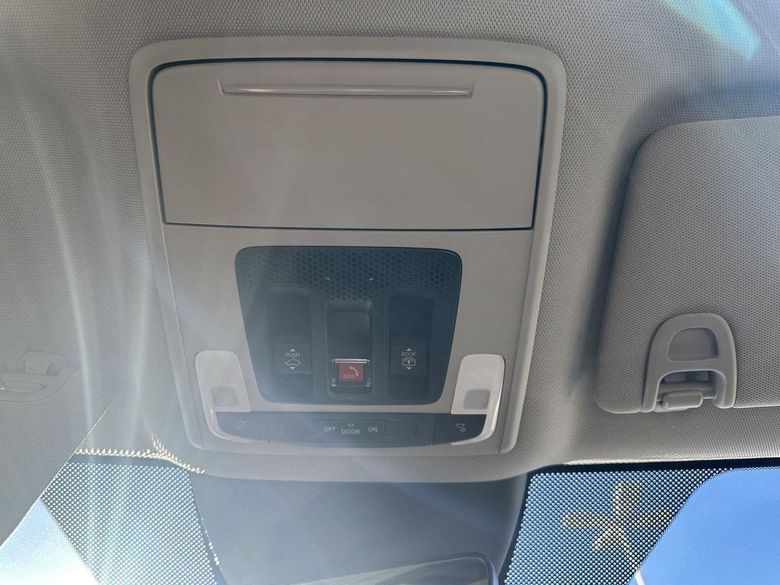 New 2026 Honda Pilot Touring image 25