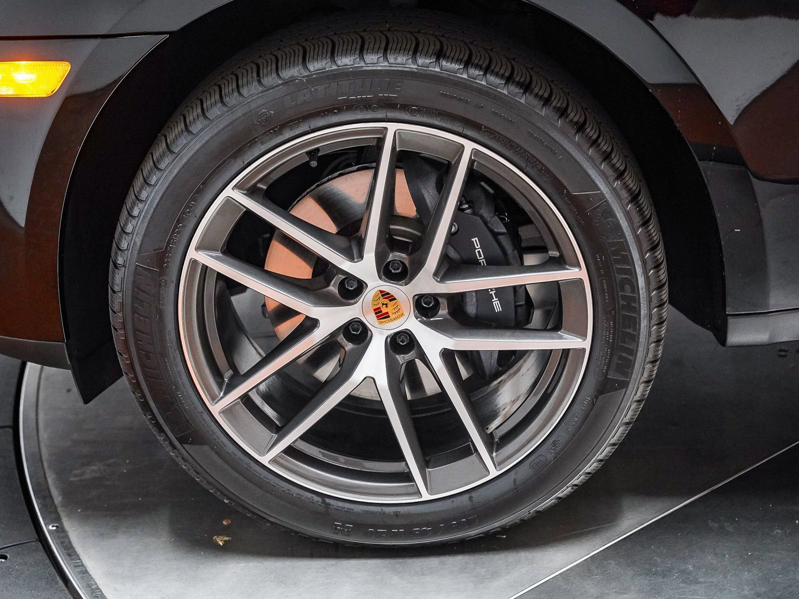 Certified 2026 Porsche Macan AWD/4WD image 15