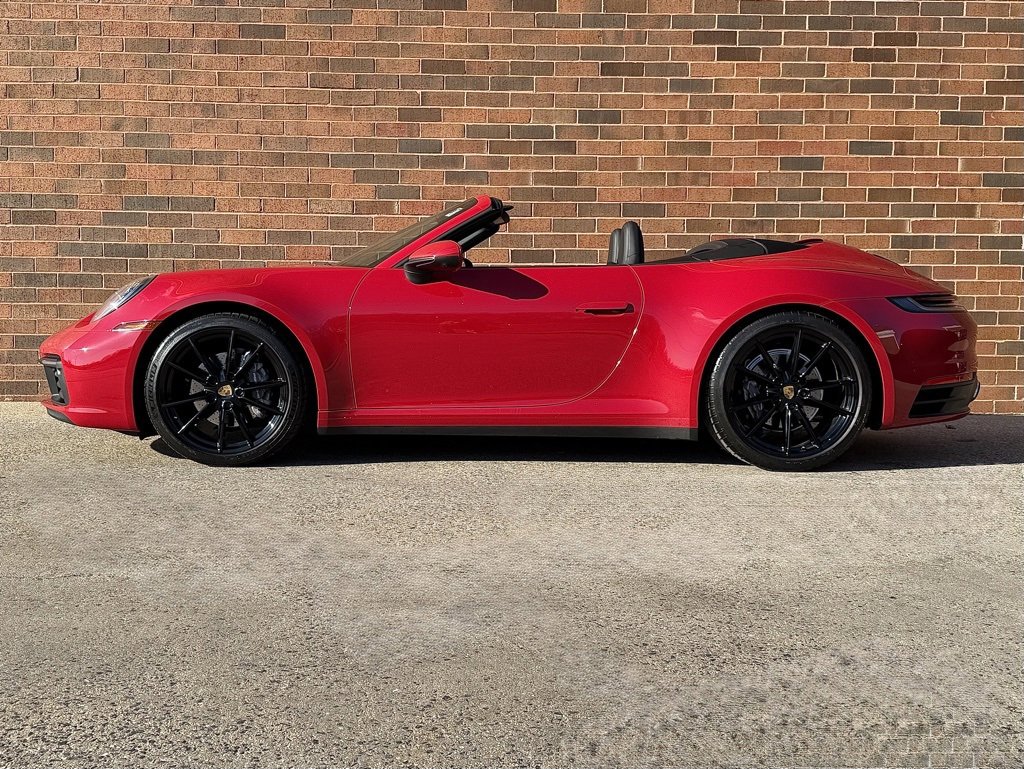 Certified 2021 Porsche 911 Carrera image 2