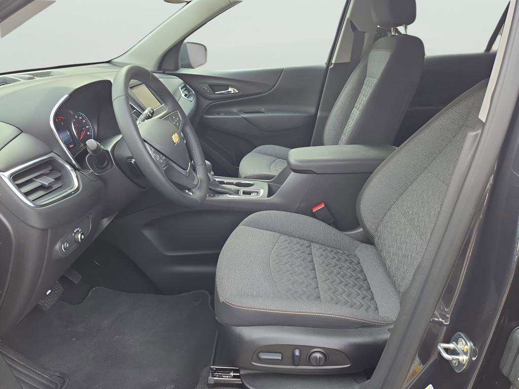 Used 2023 Chevrolet Equinox LT image 17
