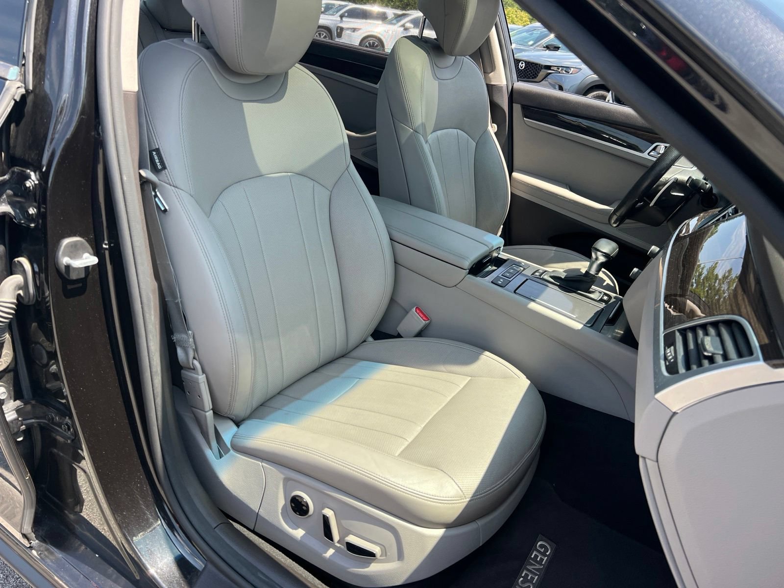 Used 2019 Genesis G80 3.8 w/ Sport Package 02 AWD/4WD image 39