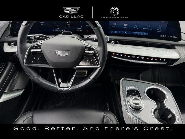 Used 2025 Cadillac Optiq Sport 1 w/ LPO, ONYX Package AWD/4WD image 15