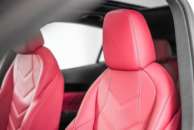 Used 2025 Maserati Grecale Modena image 19