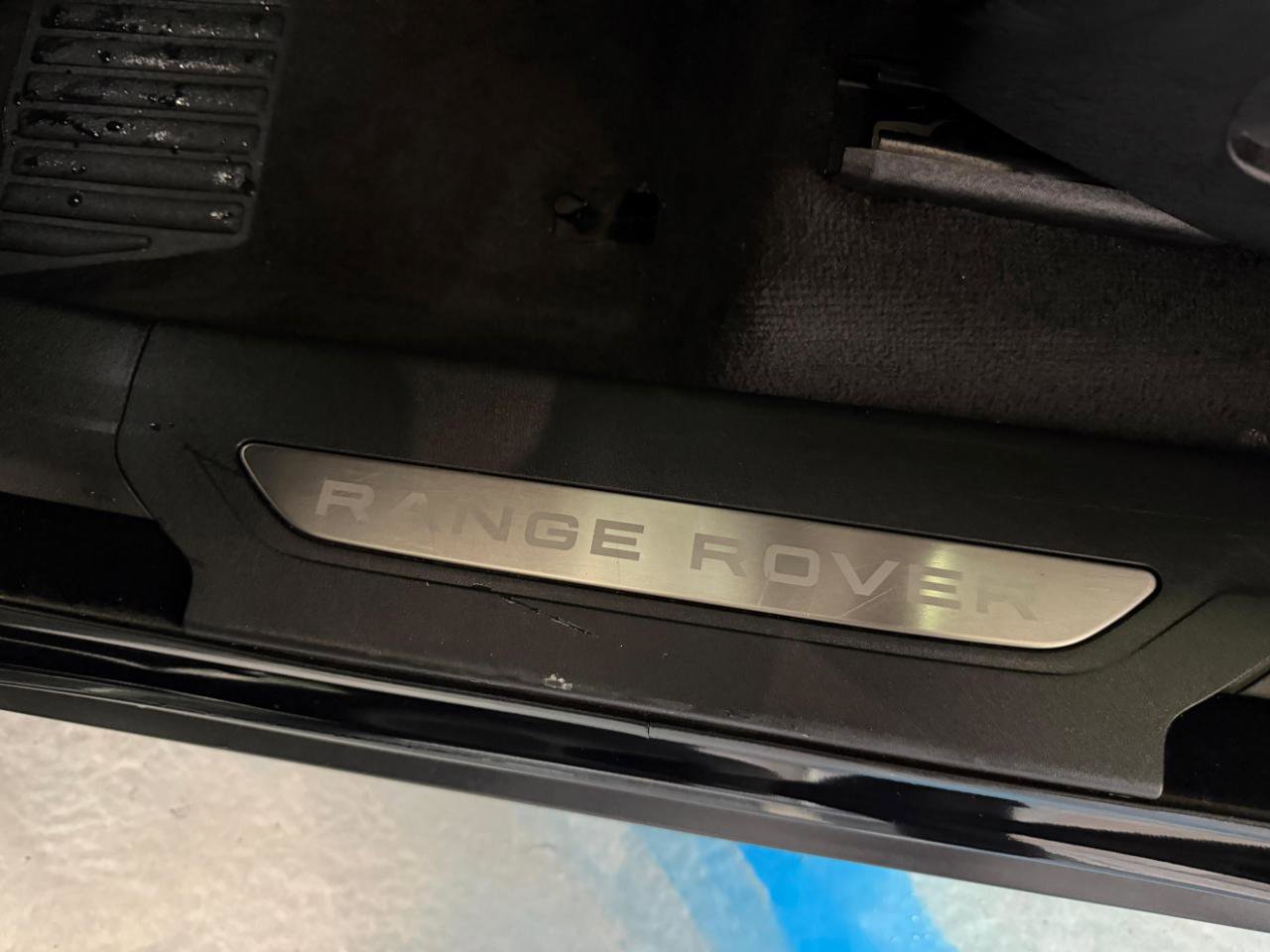 Used 2025 Land Rover Range Rover Velar S AWD/4WD image 15