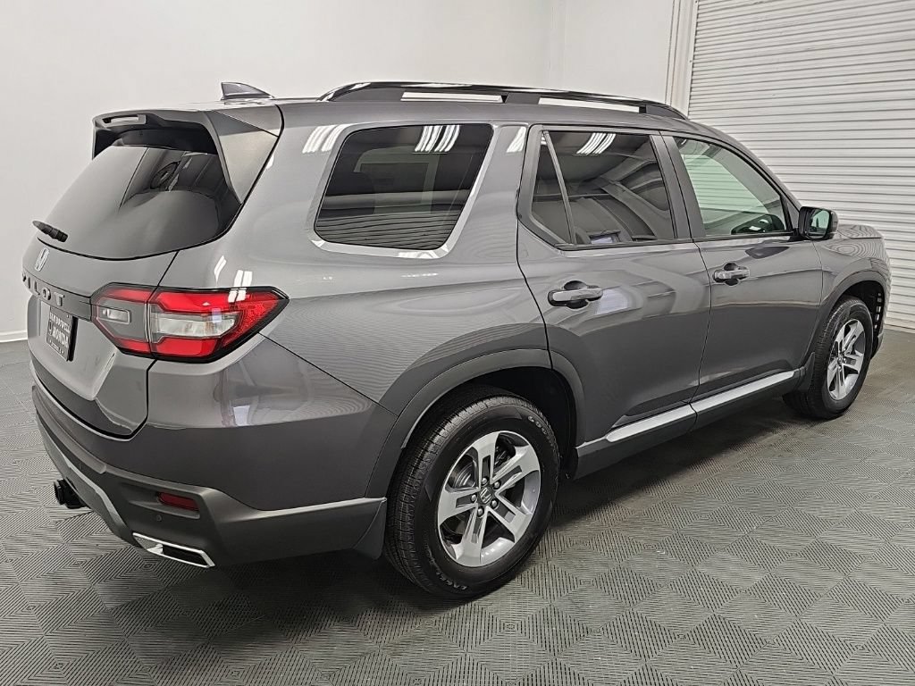 New 2026 Honda Pilot EX-L image 8