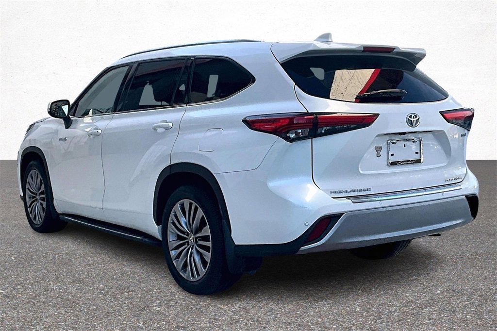 Certified 2021 Toyota Highlander Platinum image 5