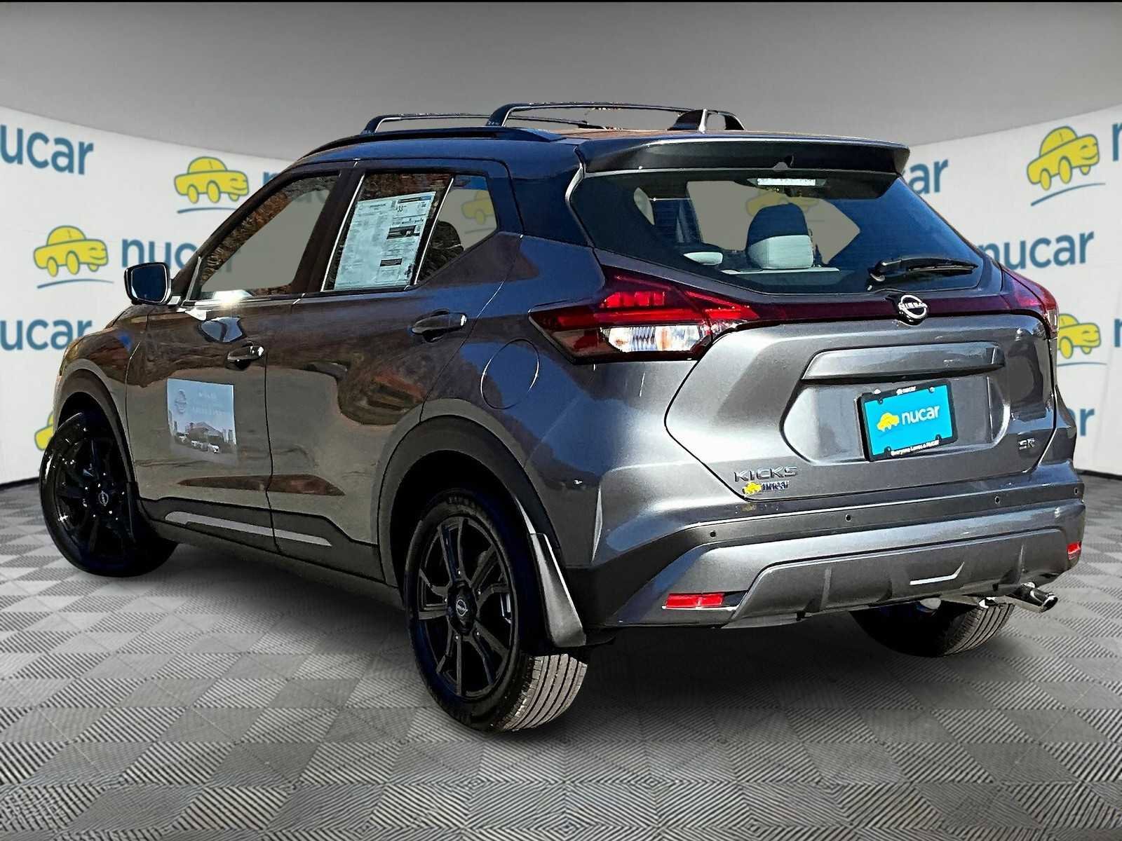 New 2024 Nissan Kicks SR w/ SR Premium Package FWD image 4