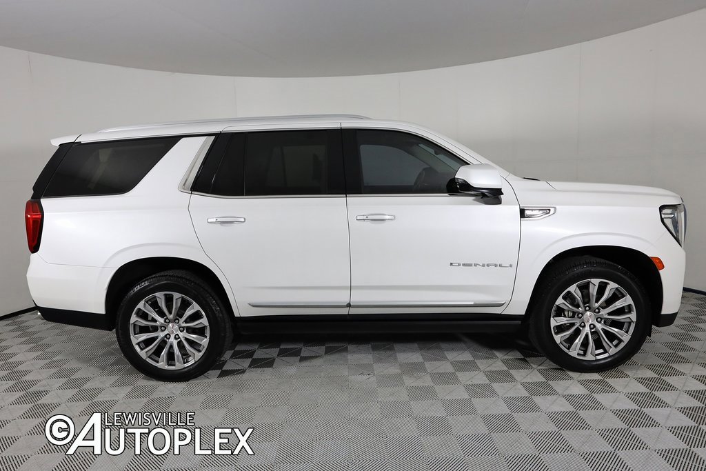 Used 2021 GMC Yukon Denali w/ Denali Premium Package image 5