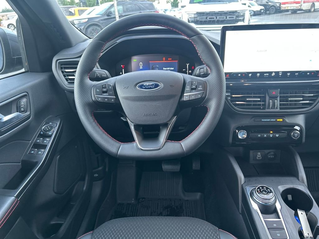 Used 2025 Ford Escape ST-Line Elite w/ Tech Pack #1 image 7