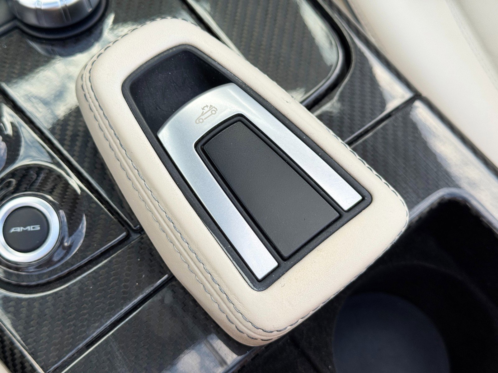 Used 2012 Mercedes-Benz SLS AMG Roadster image 32