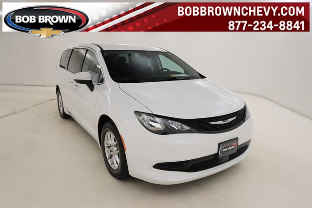 Used 2022 Chrysler Voyager LX