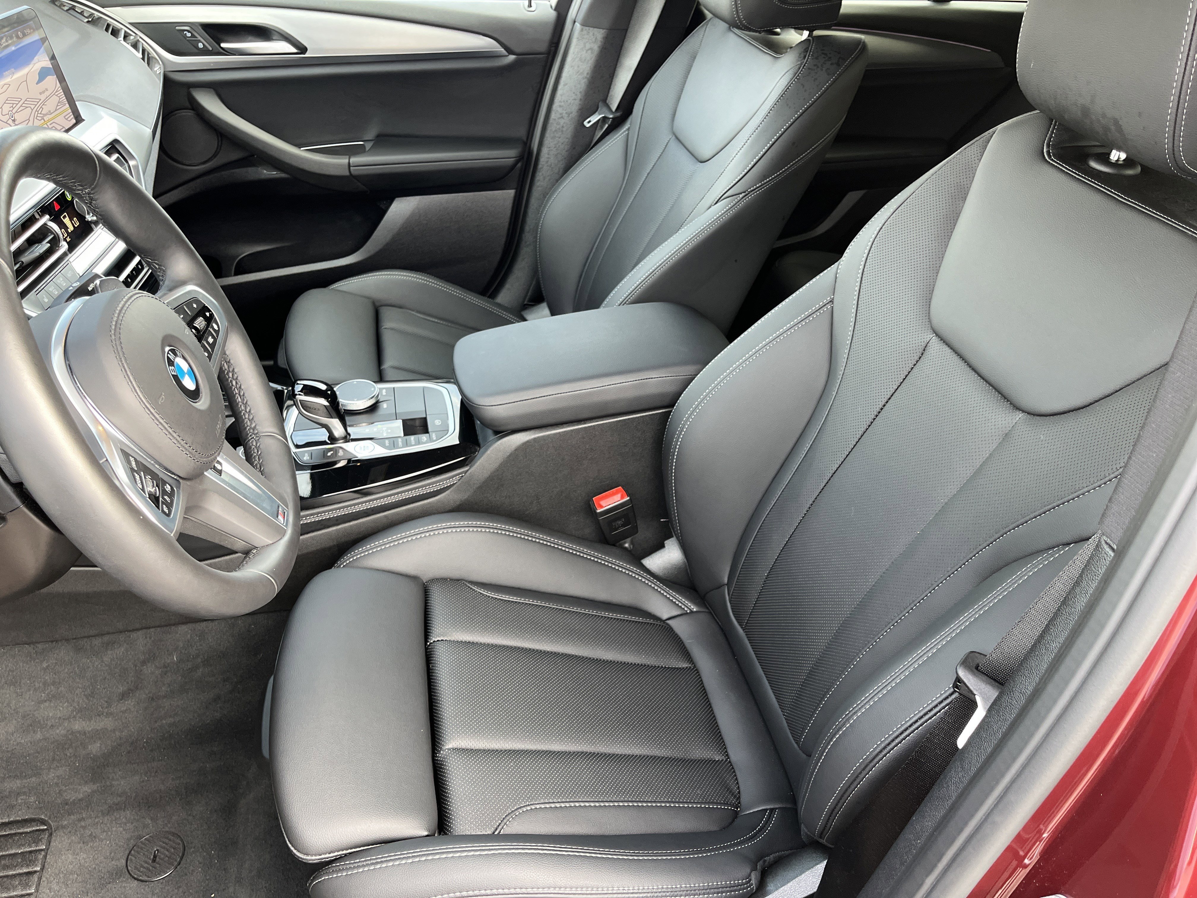 Used 2025 BMW X4 xDrive30i image 19