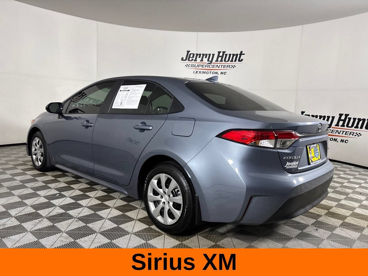 Used 2026 Toyota Corolla LE FWD image 9