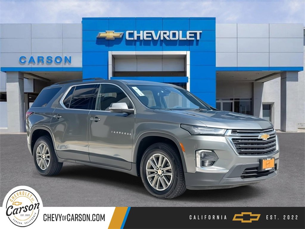 Used 2023 Chevrolet Traverse LT