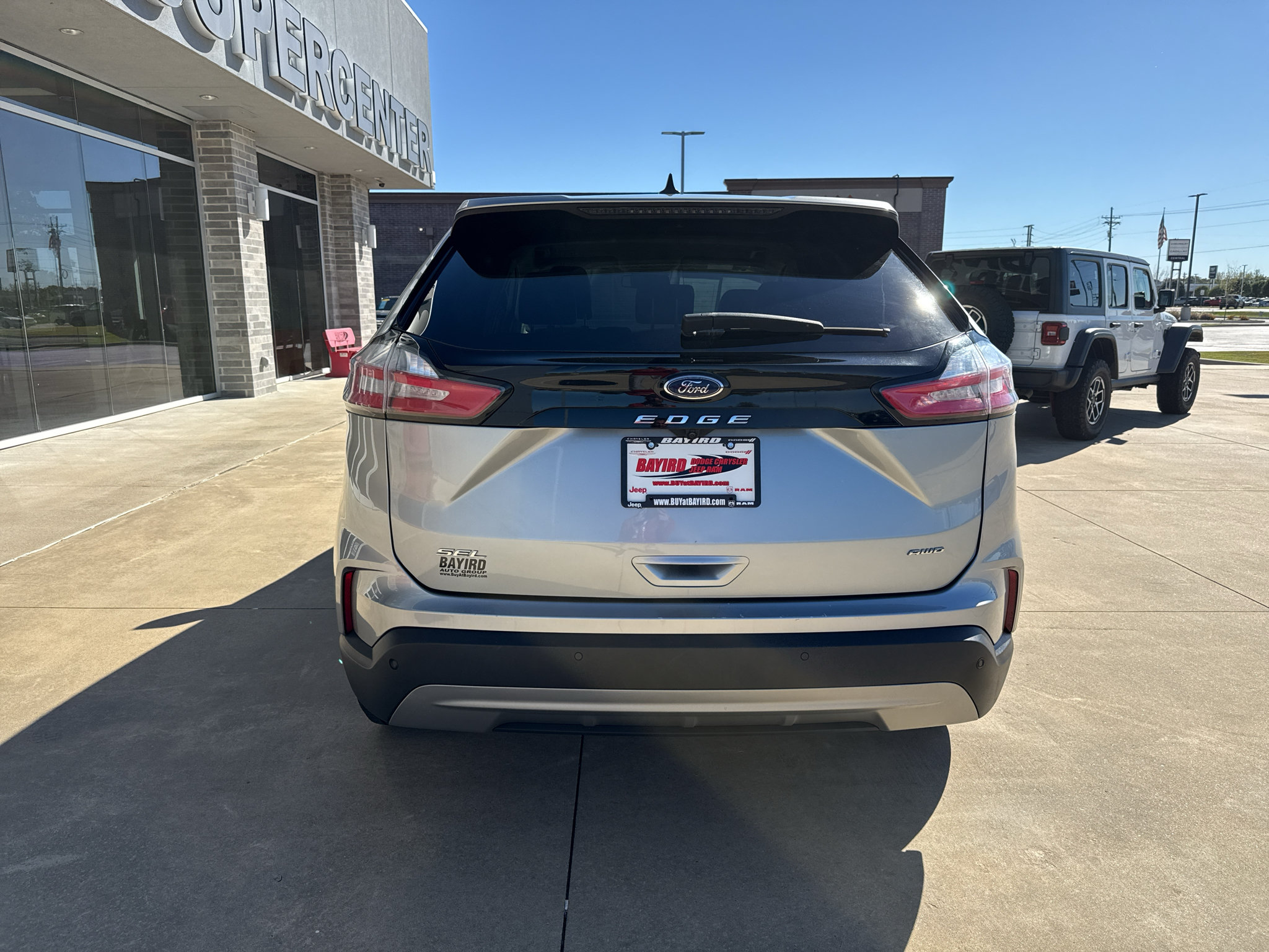 Used 2024 Ford Edge SEL AWD/4WD image 6