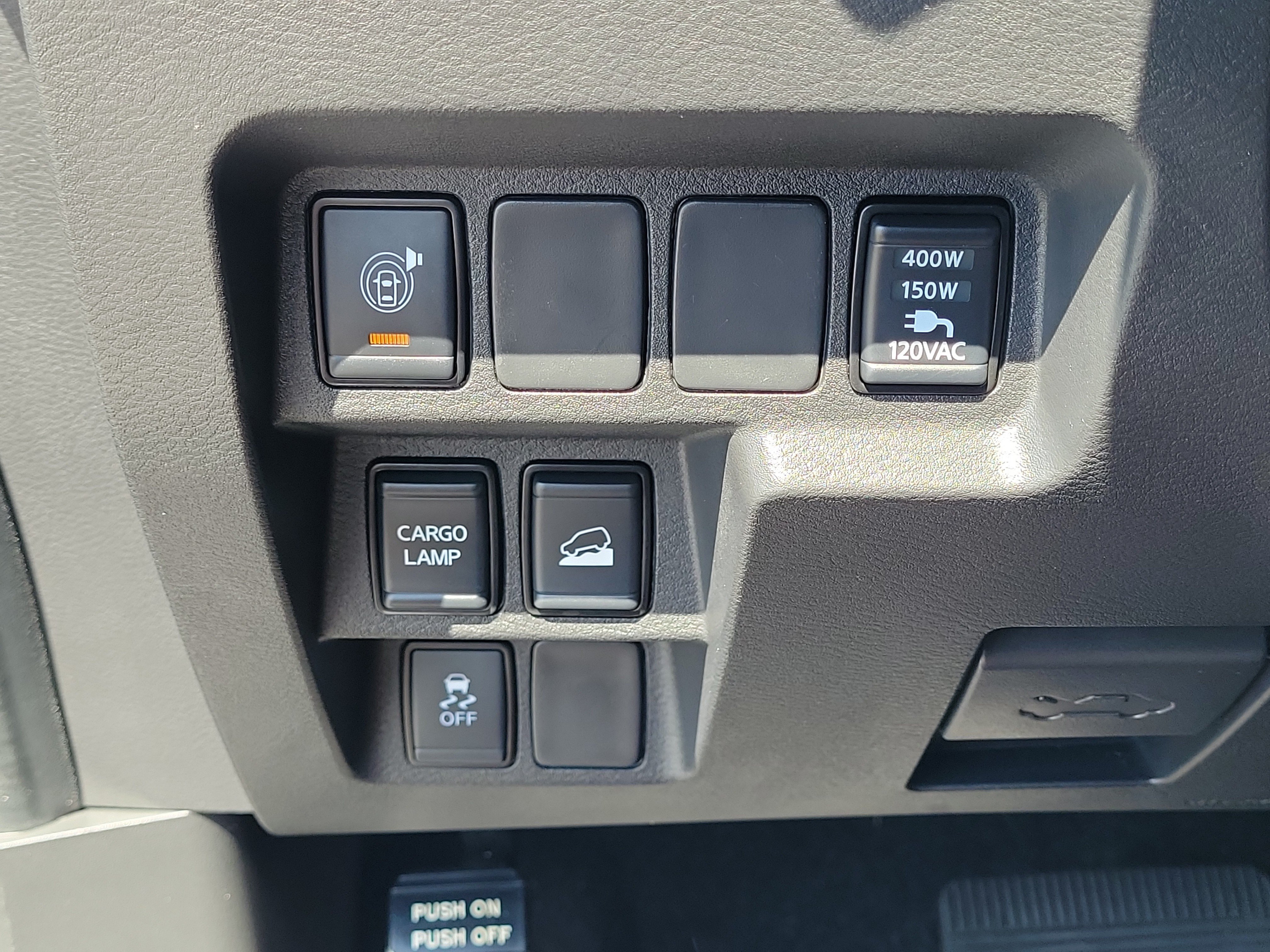 Certified 2024 Nissan Frontier SL w/ Technology Package AWD/4WD image 23