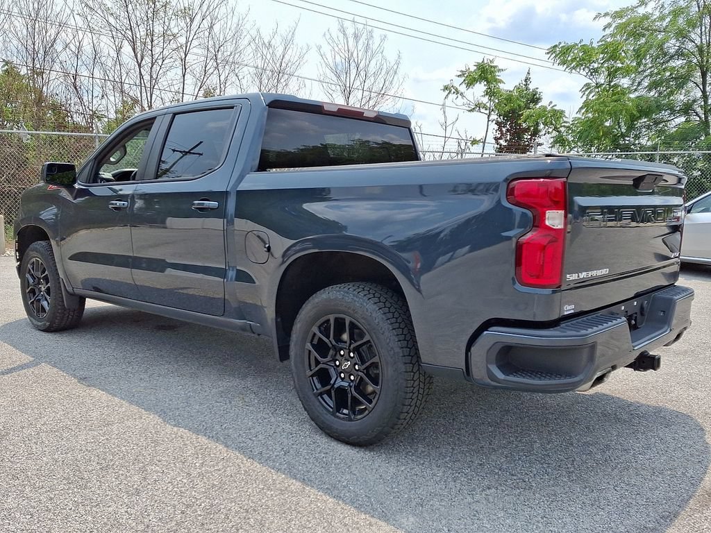 Used 2020 Chevrolet Silverado 1500 RST AWD/4WD image 7