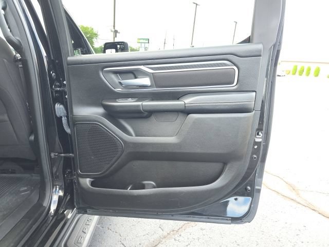 Used 2025 RAM 1500 Big Horn AWD/4WD image 32