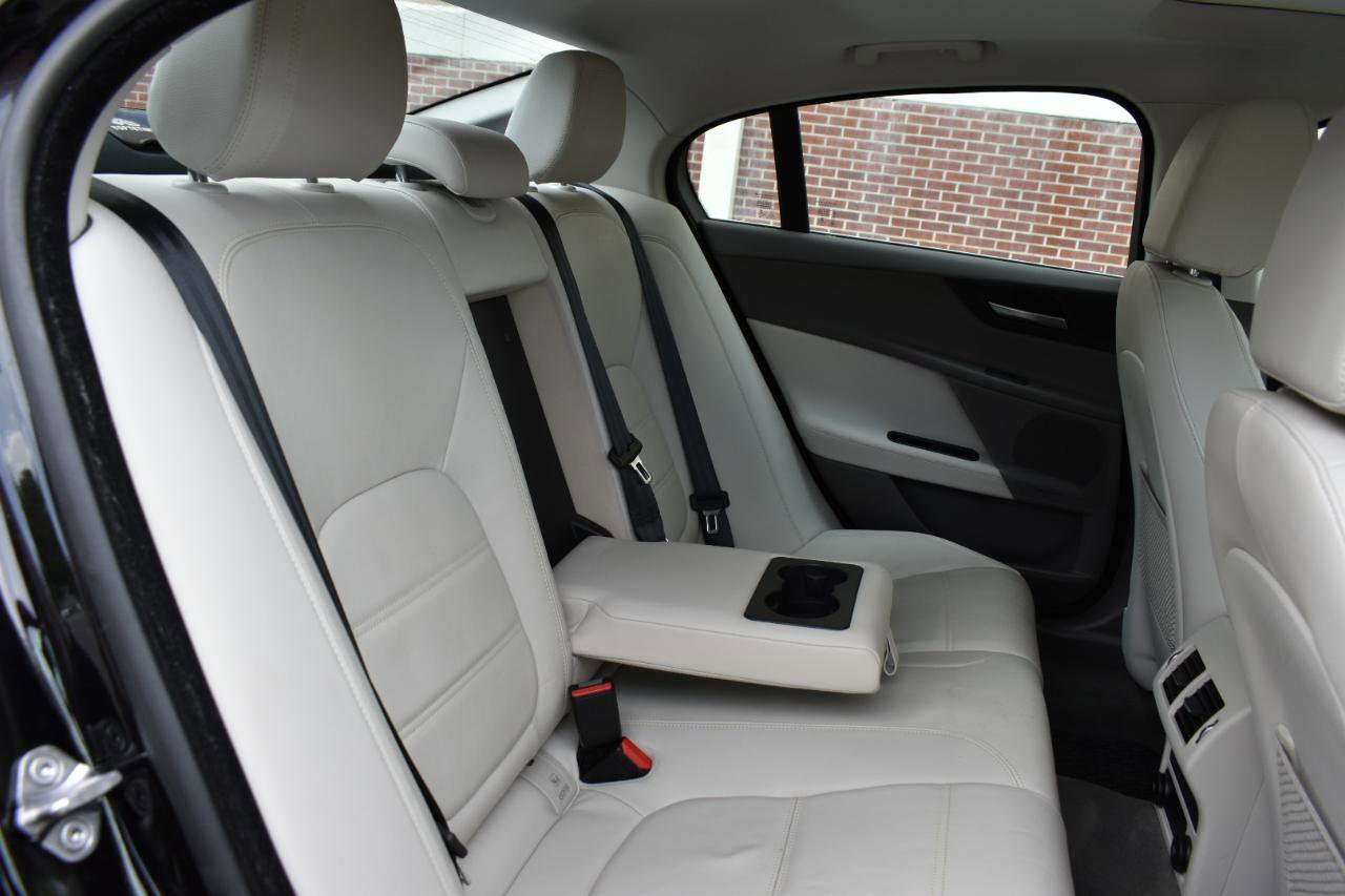 Used 2019 Jaguar XE Prestige RWD image 29
