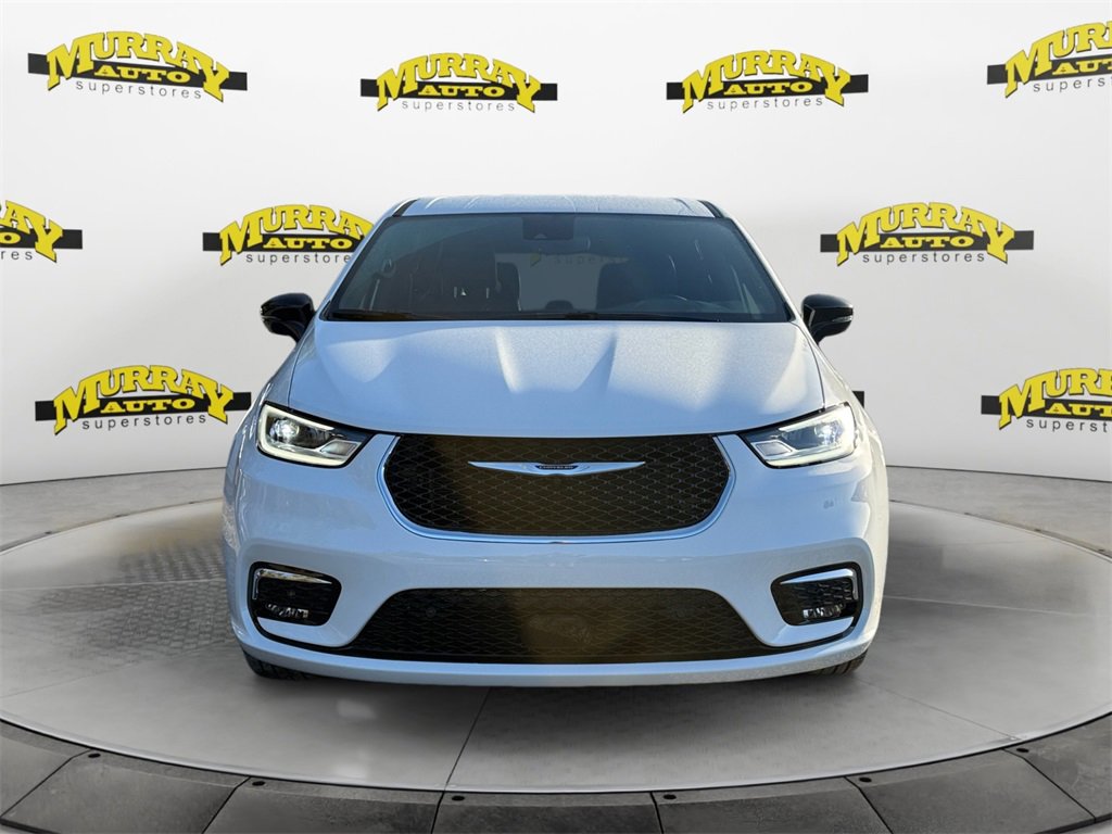 New 2026 Chrysler Pacifica Select image 8