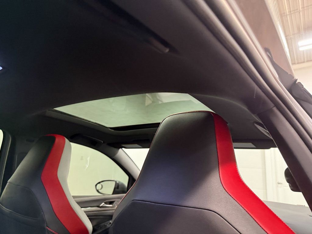 Used 2022 Volkswagen GTI Autobahn image 17