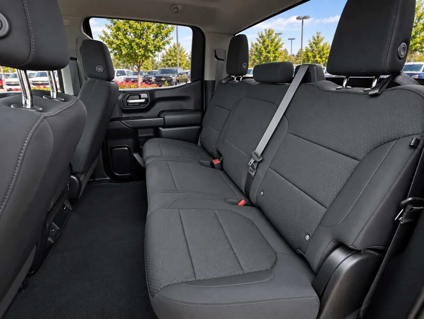 Used 2021 Chevrolet Silverado 1500 Custom Trail Boss AWD/4WD image 12